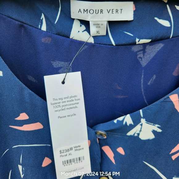 Amour Verte fit and flair button dress - Picture 3 of 4